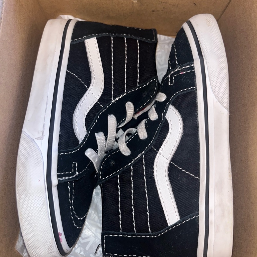 Toddler black and white Vans size 9